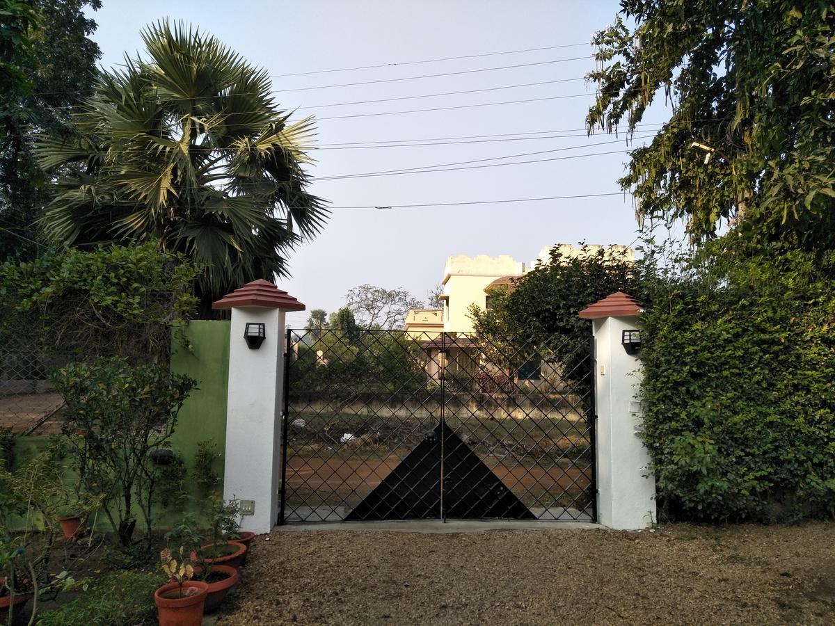 Aayesh Bed & Breakfast Shānti Niketan Exterior photo